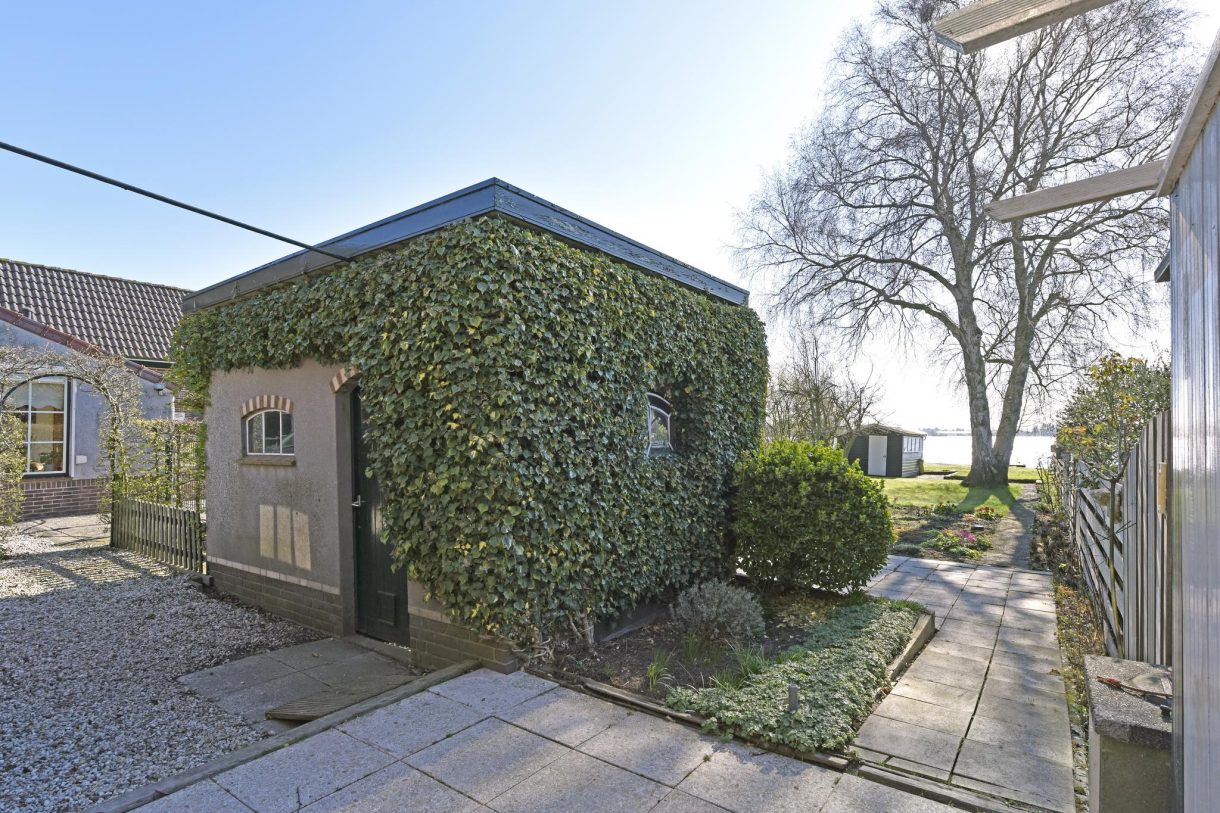 Te koop: Foto Woonhuis aan de Langeraarseweg 159 in Ter Aar