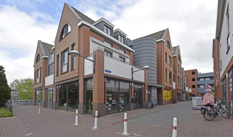 koop  Nieuwkoop  Kolfbaan 58 – Hoofdfoto