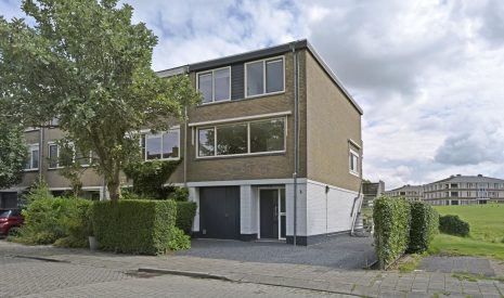 Te koop: Foto Woonhuis aan de Beethovenlaan 51 in Nieuwkoop