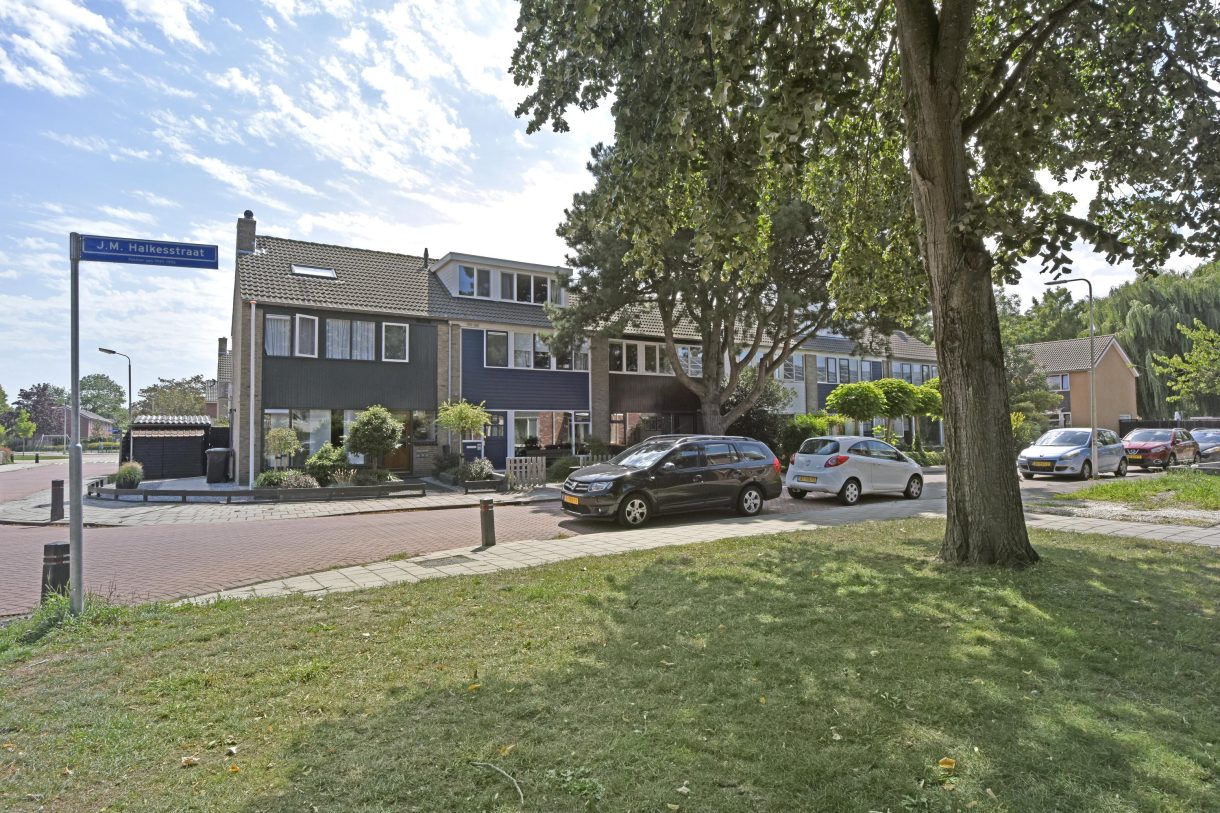 Te koop: Foto Woonhuis aan de J.M. Halkesstraat 26 in Ter Aar