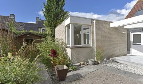 Te koop: Foto Woonhuis aan de Karhaak 7 in Nieuwkoop