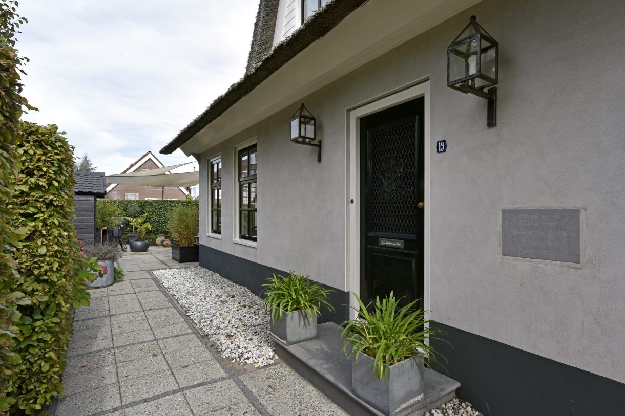 Te koop: Foto Woonhuis aan de Zuideinde 19 in Nieuwkoop