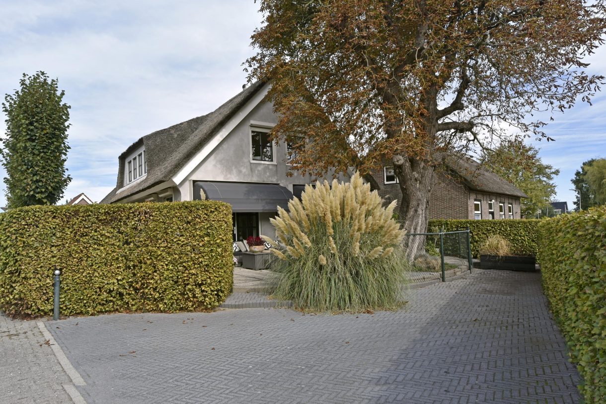 Te koop: Foto Woonhuis aan de Zuideinde 19 in Nieuwkoop
